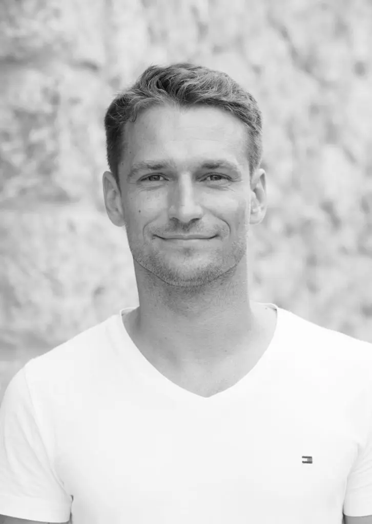 P7 3 scaled e1627140870154 726x1024 1 1