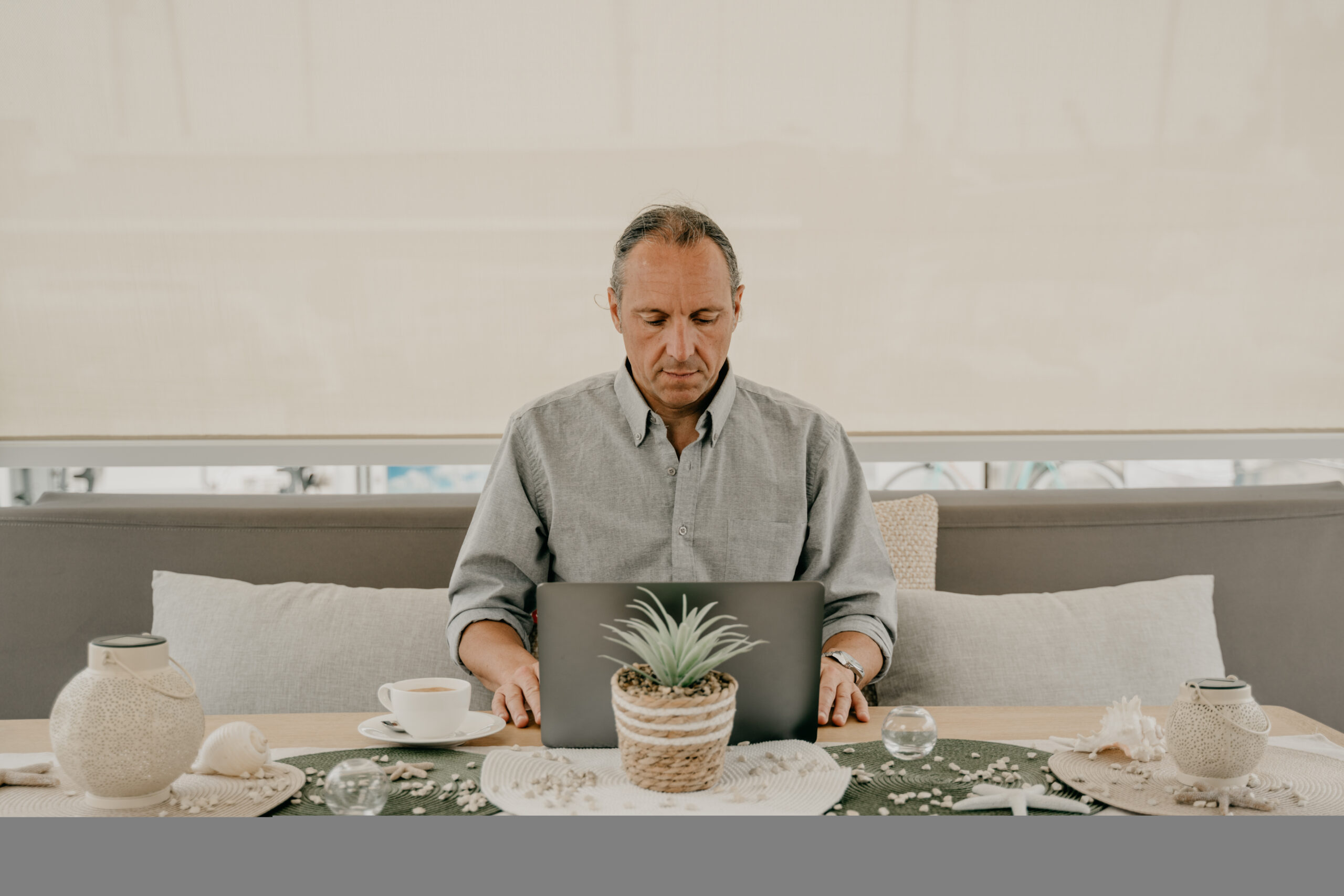 How To Stay Mindful in The Workplace 